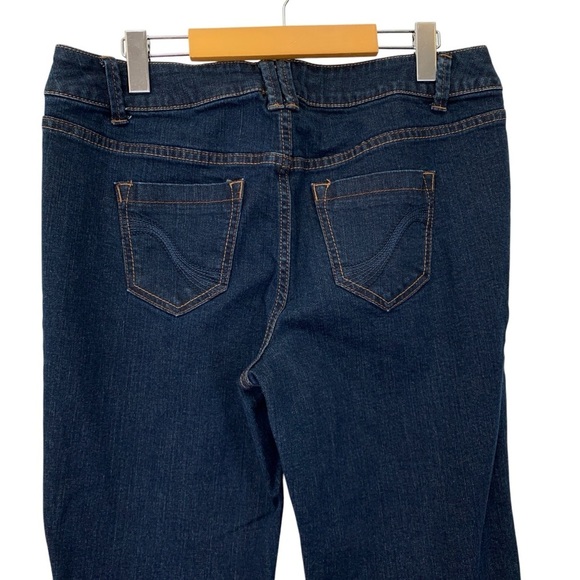 Lane Bryant Bootcut Jeans Womens 16 Blue Straight Fit Slim Boot Dark Wash - Picture 4 of 8